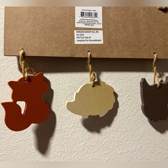 Hello Fall Dangle Sign - Picture 5 of 5